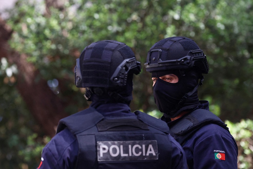 Policiais em Lisboa s&atilde;o presos por tortura contra imigrantes e moradores de rua, dizem autoridades