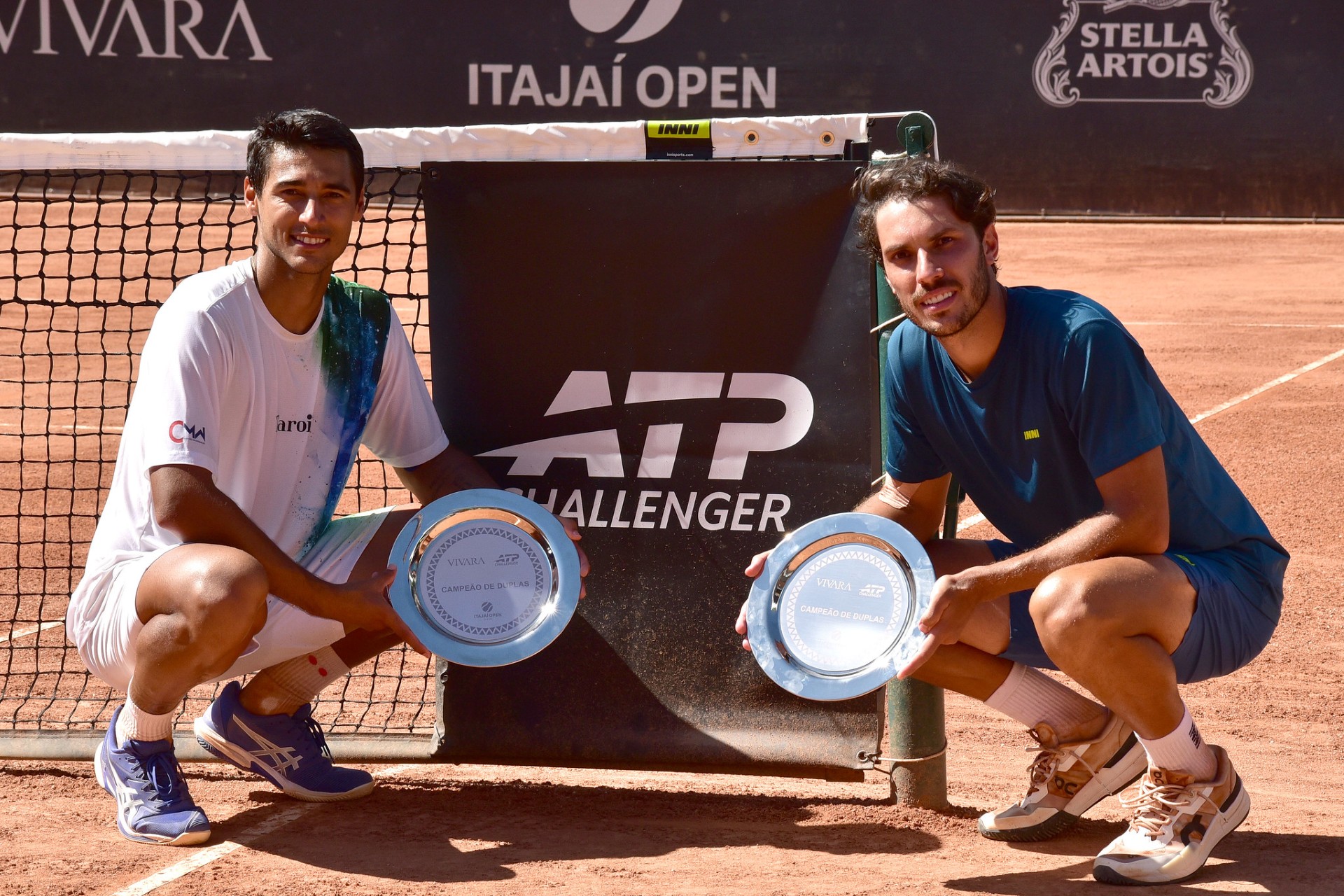 Igor Marcondes e Eduardo Ribeiro, atletas da ADK Tennis, conquistam o t&iacute;tulo de duplas do Itajai Open
