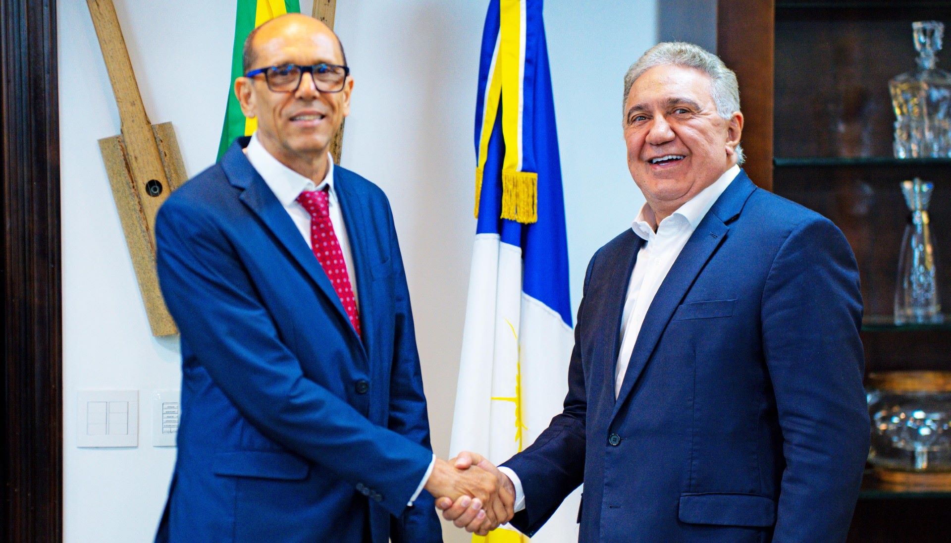 Laurez parabeniza Marcos Ant&ocirc;nio da Silva Modes pela posse como Procurador-Geral de Contas