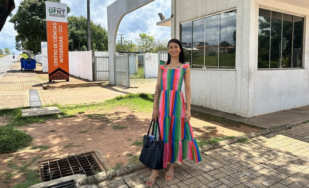 UFNT celebra Dia da Visibilidade Trans com trajet&oacute;ria acad&ecirc;mica da egressa Lucr&eacute;cia Borges