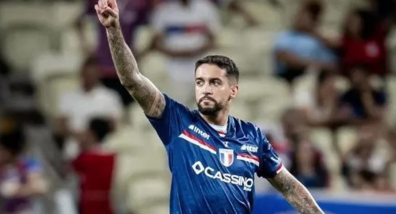 Livre no mercado, Corinthians acerta chegada de Matheus Pereira por empr&eacute;stimo