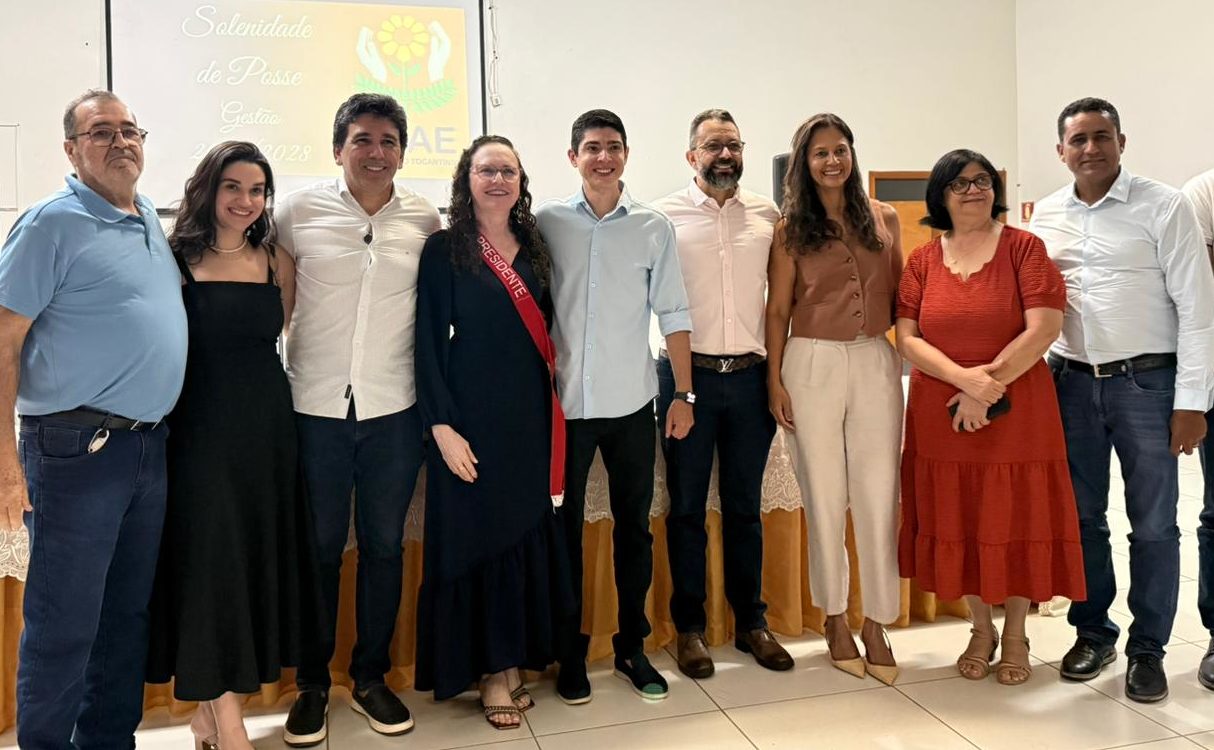 J&uacute;nior Geo prestigia posse da diretoria da Apae em Para&iacute;so TO