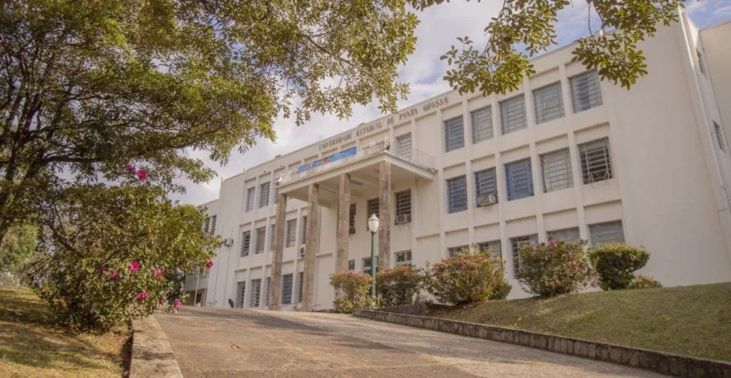 Abertas as inscri&ccedil;&otilde;es para o Sistema Aprova Paran&aacute; Universidades