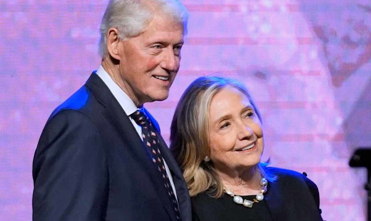 Bill e Hillary Clinton aceitam testemunhar em investiga&ccedil;&atilde;o do Congresso sobre Jeffrey Epstein