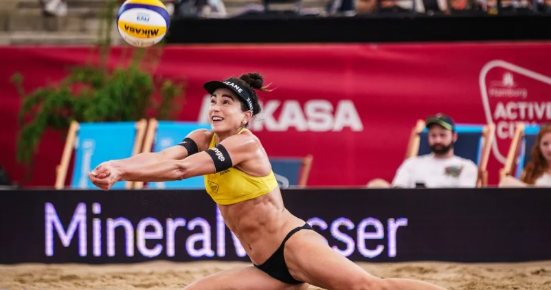 FIVB pune Carol Solberg por declara&ccedil;&atilde;o sobre pris&atilde;o de Bolsonaro e atleta fica fora de etapa do Mundial