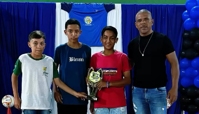 Escolinha Bom de Bola fortalece atividades esportivas e planejamento para 2026 em Taboc&atilde;o