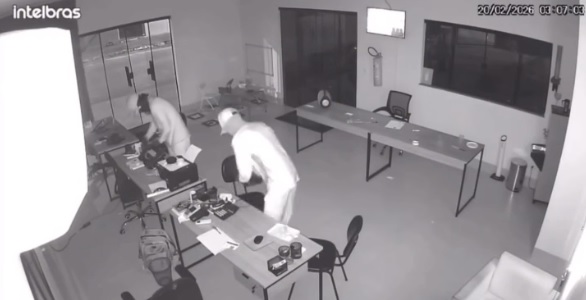 Loja no centro de Para&iacute;so do Tocantins &eacute; alvo de arrombamento durante a madrugada