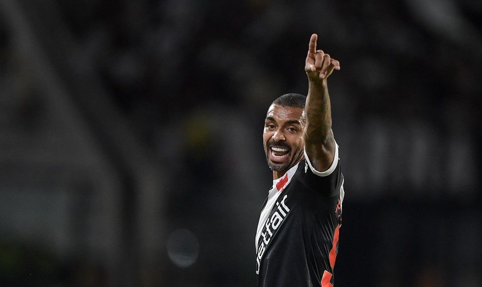 CNRD determina que Vasco pague R$ 16 milh&otilde;es ao Atl&eacute;tico-MG