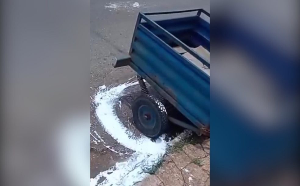 Carretinha interrompe pintura de meio-fio em cidade do Tocantins e viraliza nas redes sociais
