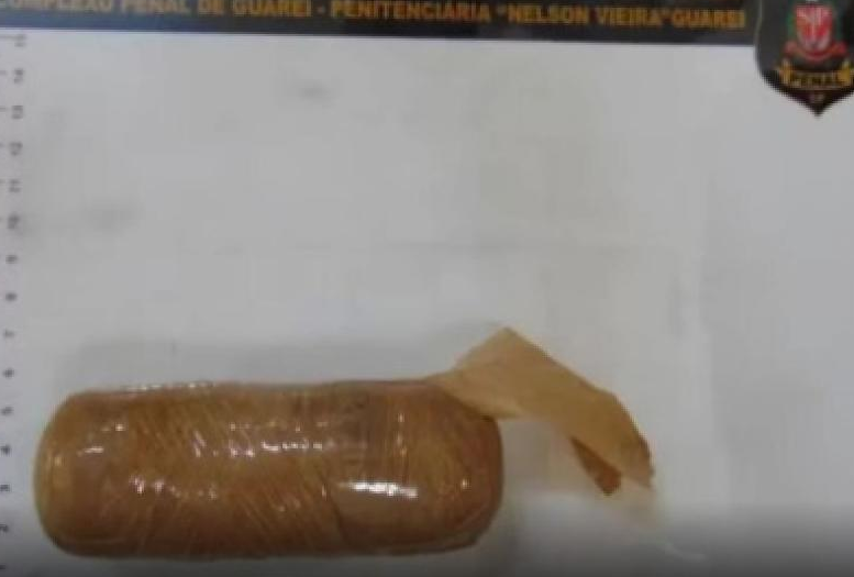 Irm&atilde; de detento &eacute; flagrada em pres&iacute;dio tentando entrar com mais de 100g de maconha escondida nas partes &iacute;ntimas