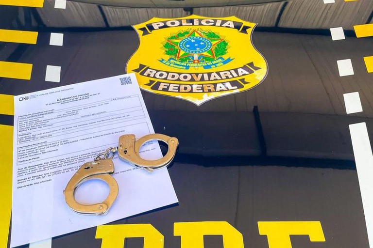 PRF prende homem com dois mandados por pens&atilde;o aliment&iacute;cia em Guara&iacute; TO