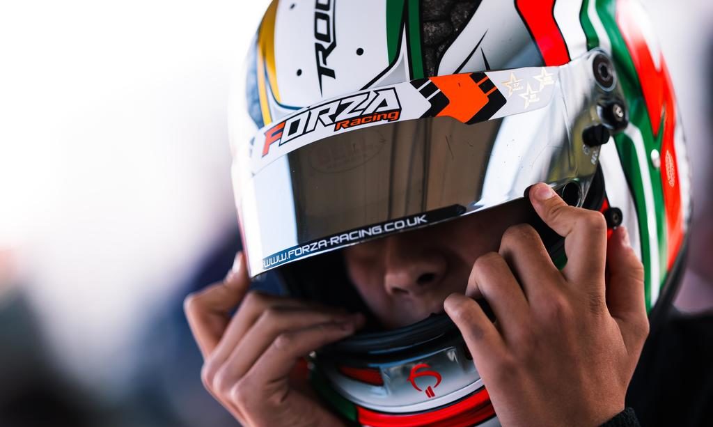 Piloto paulista Francisco Rocha ganha experi&ecirc;ncia em etapa da WSK Super Master Series na It&aacute;lia