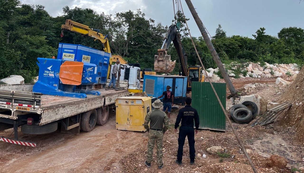 Opera&ccedil;&atilde;o flagra minera&ccedil;&atilde;o ilegal, prende suspeito e apreende m&aacute;quinas avaliadas em R$ 3 milh&otilde;es no Tocantins