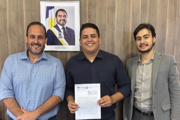 Araguacema firma conv&ecirc;nio para fortalecer saneamento b&aacute;sico