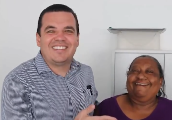 Brejinho de Nazar&eacute; entrega pr&oacute;teses dent&aacute;rias e amplia atendimentos &agrave; popula&ccedil;&atilde;o