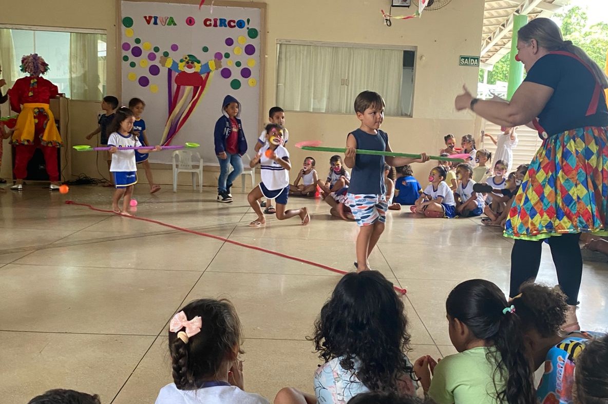 Cmei em Palmas aposta em circo para estimular aprendizado infantil