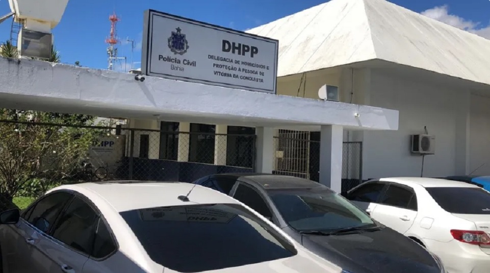 Namorada de suspeito encontra jovem morta em geladeira ao entrar em resid&ecirc;ncia