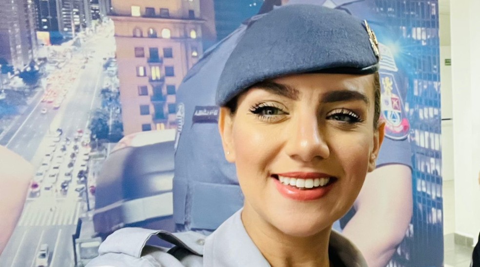 Depoimento de ex-marido levanta d&uacute;vidas sobre morte de policial encontrada com arma na m&atilde;o