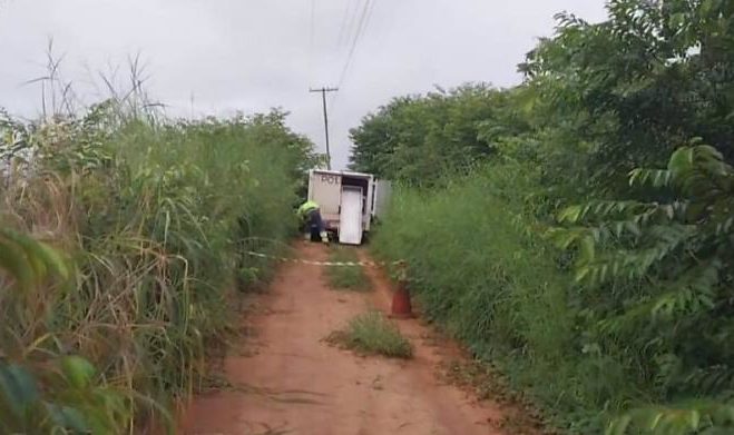 Corpo com marcas de tiros &eacute; encontrado &agrave;s margens da BR-163 em MT