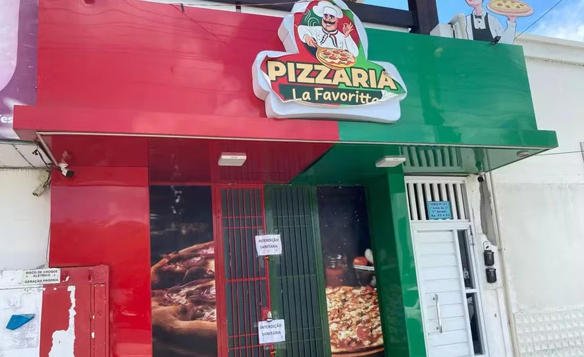 Mulher morre e mais de 100 pessoas passam mal ap&oacute;s comerem em pizzaria na Para&iacute;ba