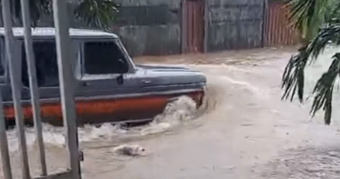 Chuva forte provoca alagamentos e transtornos em ruas de Para&iacute;so do Tocantins