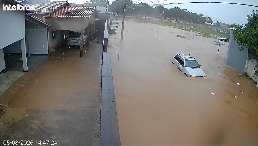 Chuvas causam alagamento novamente em parte do Setor Milena em Para&iacute;so do Tocantins