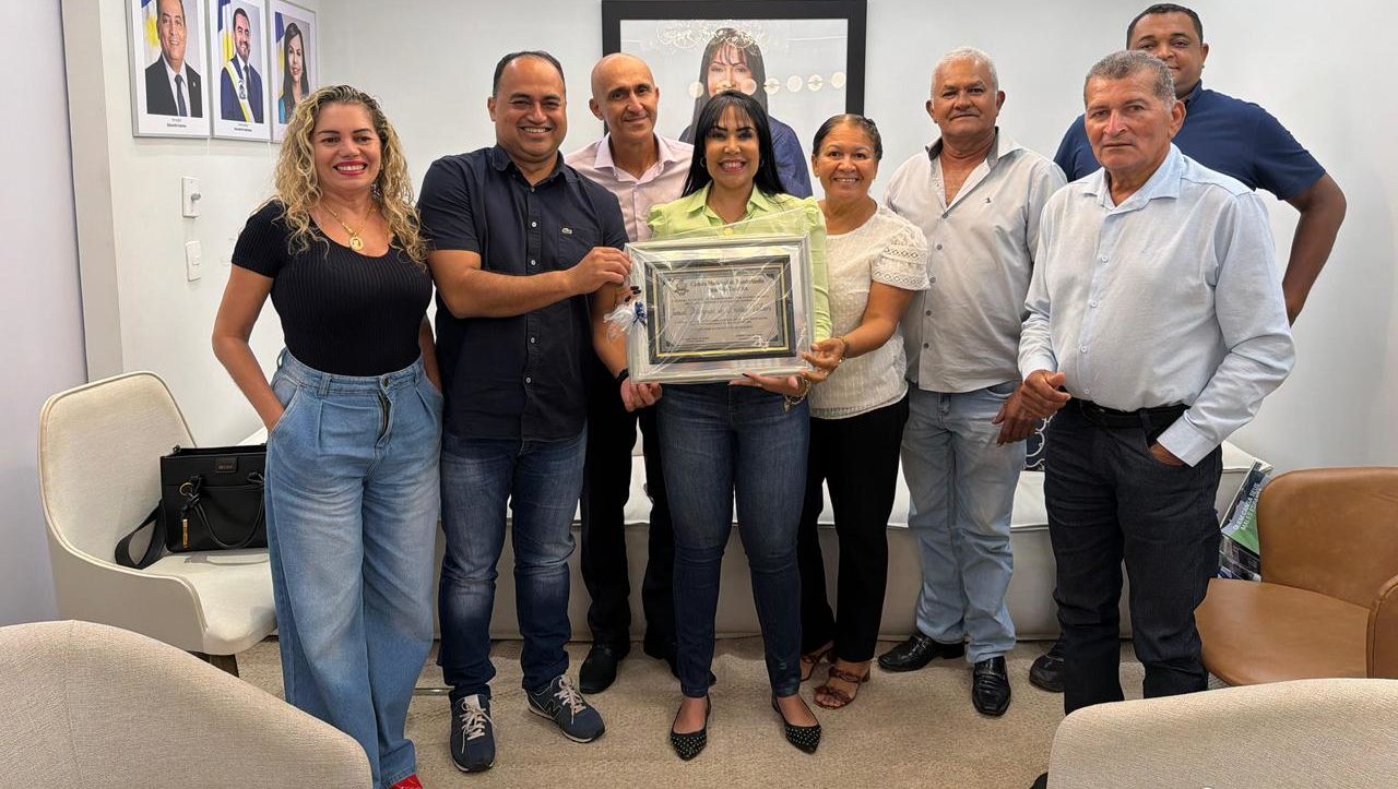 Deputada Janad Valcari recebe t&iacute;tulo de cidad&atilde; de Wanderl&acirc;ndia e refor&ccedil;a atua&ccedil;&atilde;o no interior