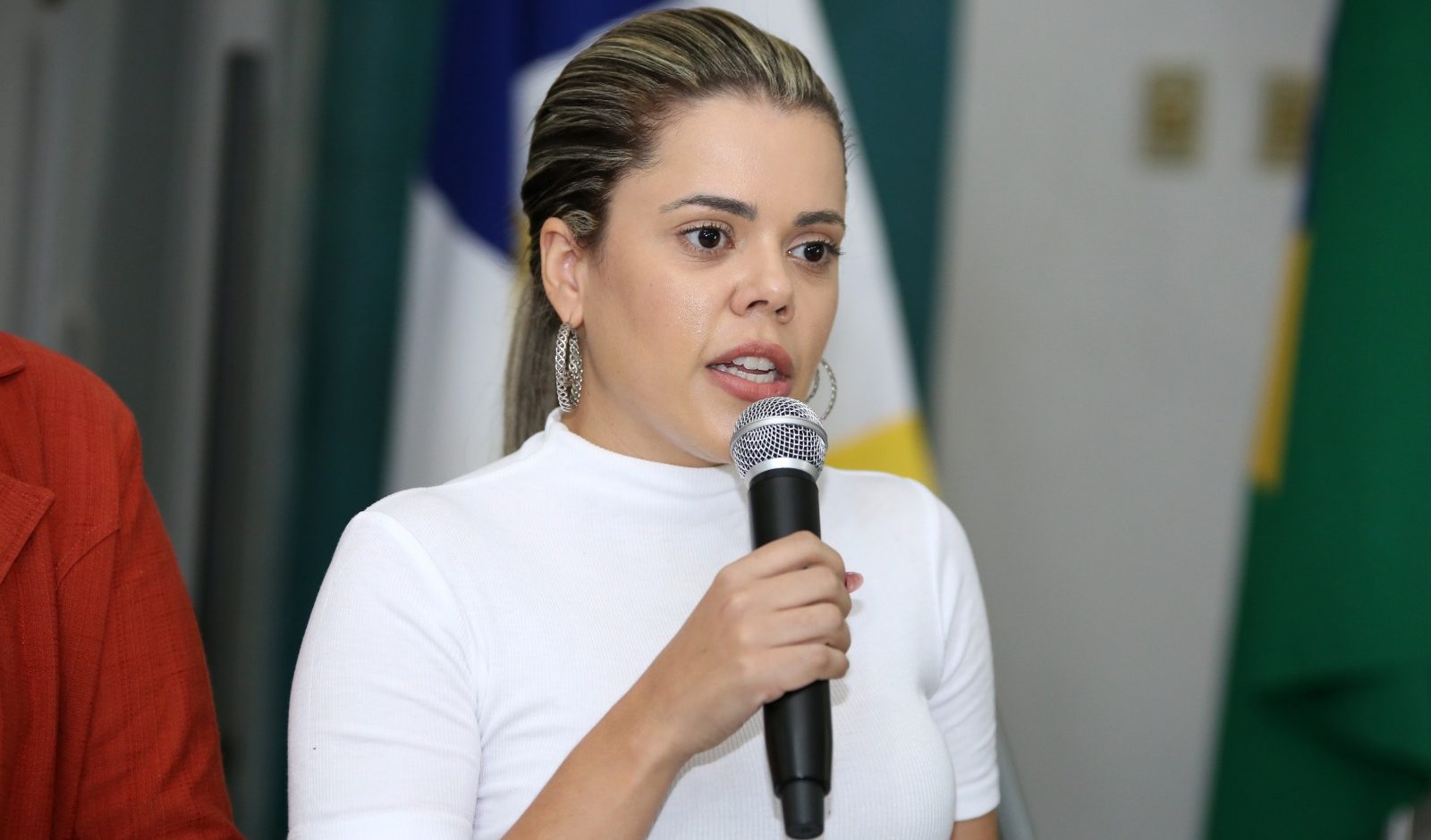 Manifesta&ccedil;&otilde;es impulsionam poss&iacute;vel candidatura de Luana Nunes