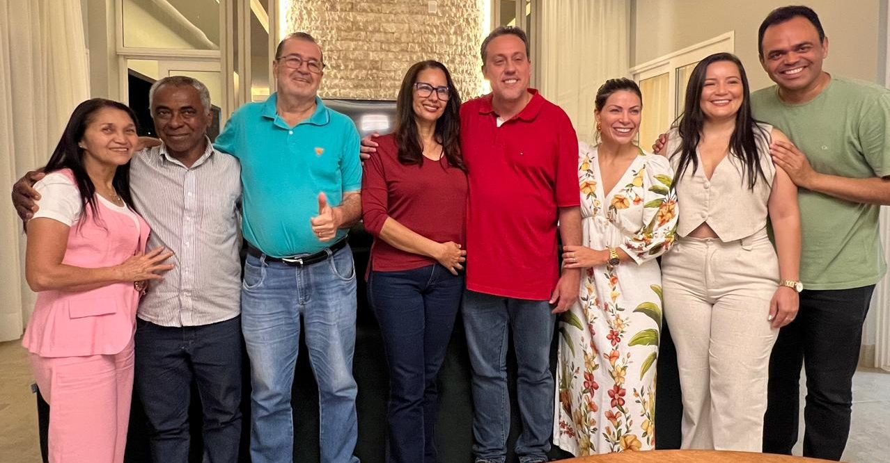 Deputado Dr. Danilo Alencar re&uacute;ne vereadores de Para&iacute;so em jantar de confraterniza&ccedil;&atilde;o
