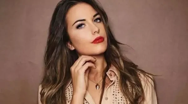 Cabe&ccedil;a de modelo assassinada &eacute; roubada de t&uacute;mulo na It&aacute;lia