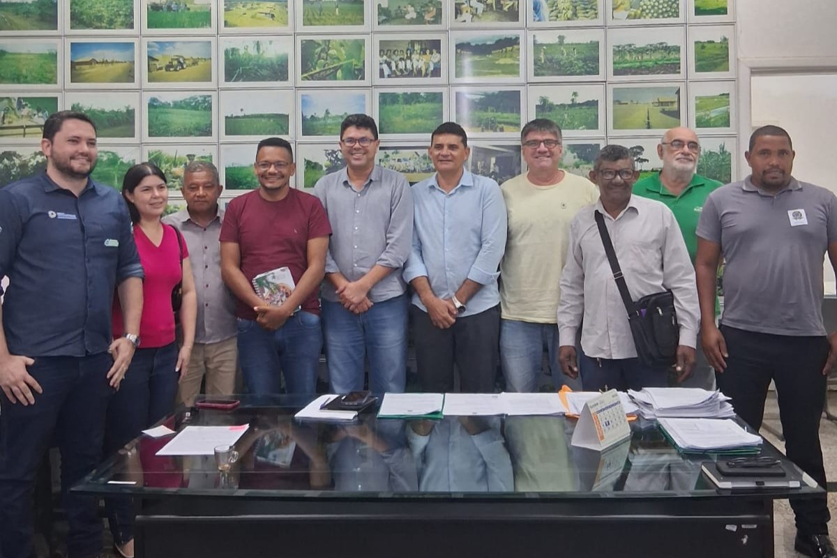 Secret&aacute;rio de Agricultura de Nova Rosal&acirc;ndia participa de audi&ecirc;ncia no INCRA em Palmas
