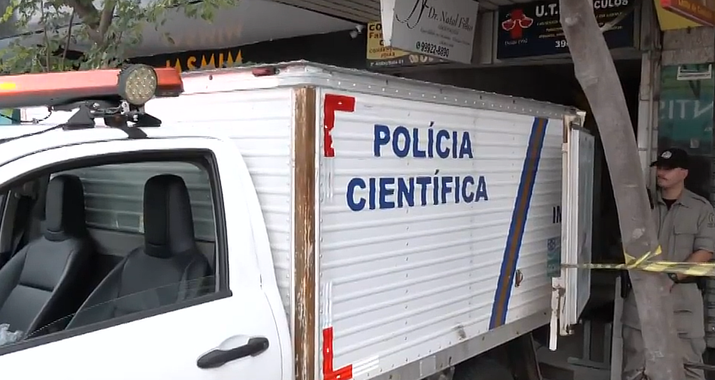 Dentista morre em telhado de cl&iacute;nica; pol&iacute;cia investiga causa