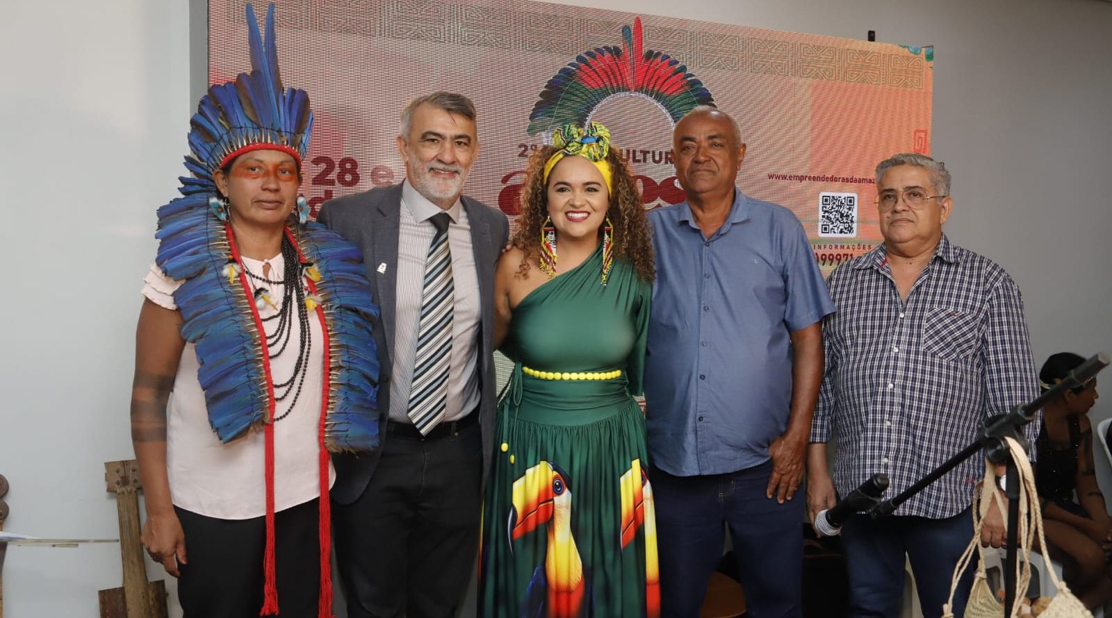 Feira em Palmas re&uacute;ne artes&atilde;s ind&iacute;genas e quilombolas e valoriza cultura tradicional