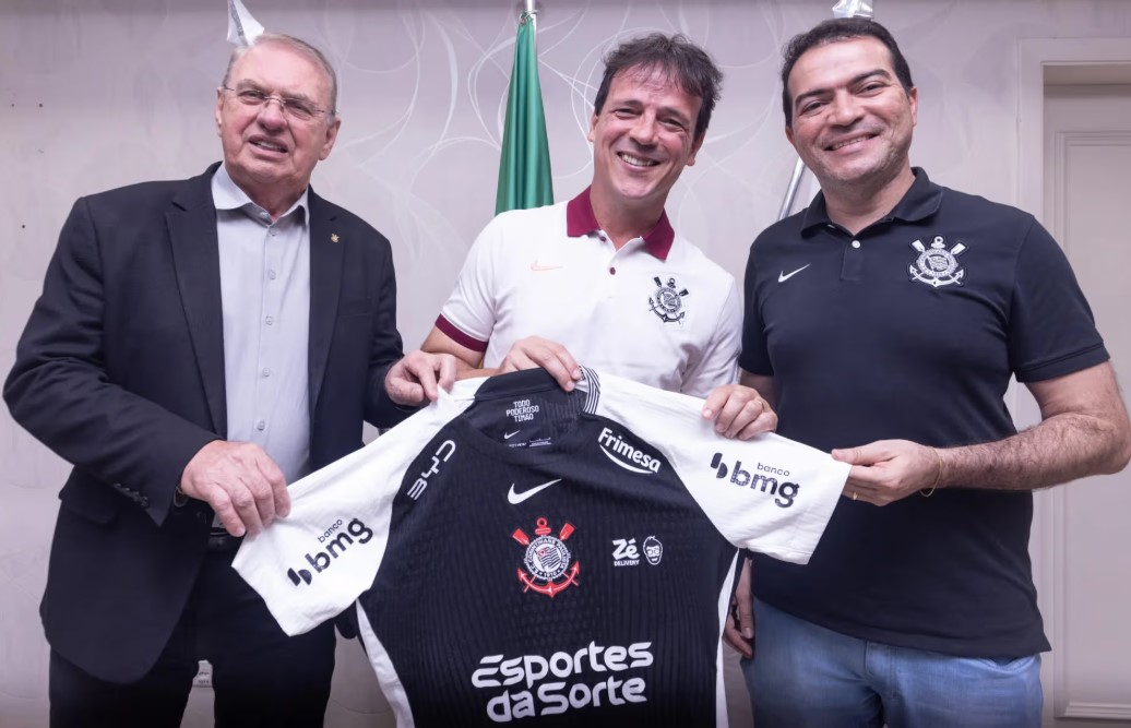 Corinthians anuncia Fernando Diniz como novo t&eacute;cnico