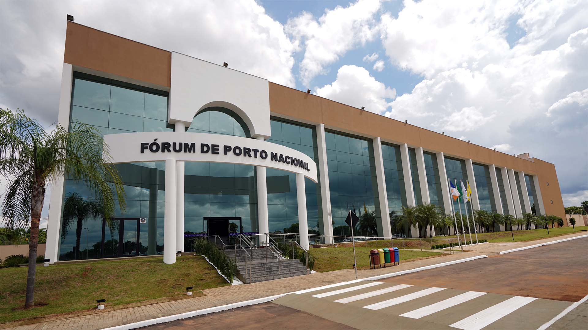 Vara de Porto Nacional abre sele&ccedil;&atilde;o para assessor jur&iacute;dico