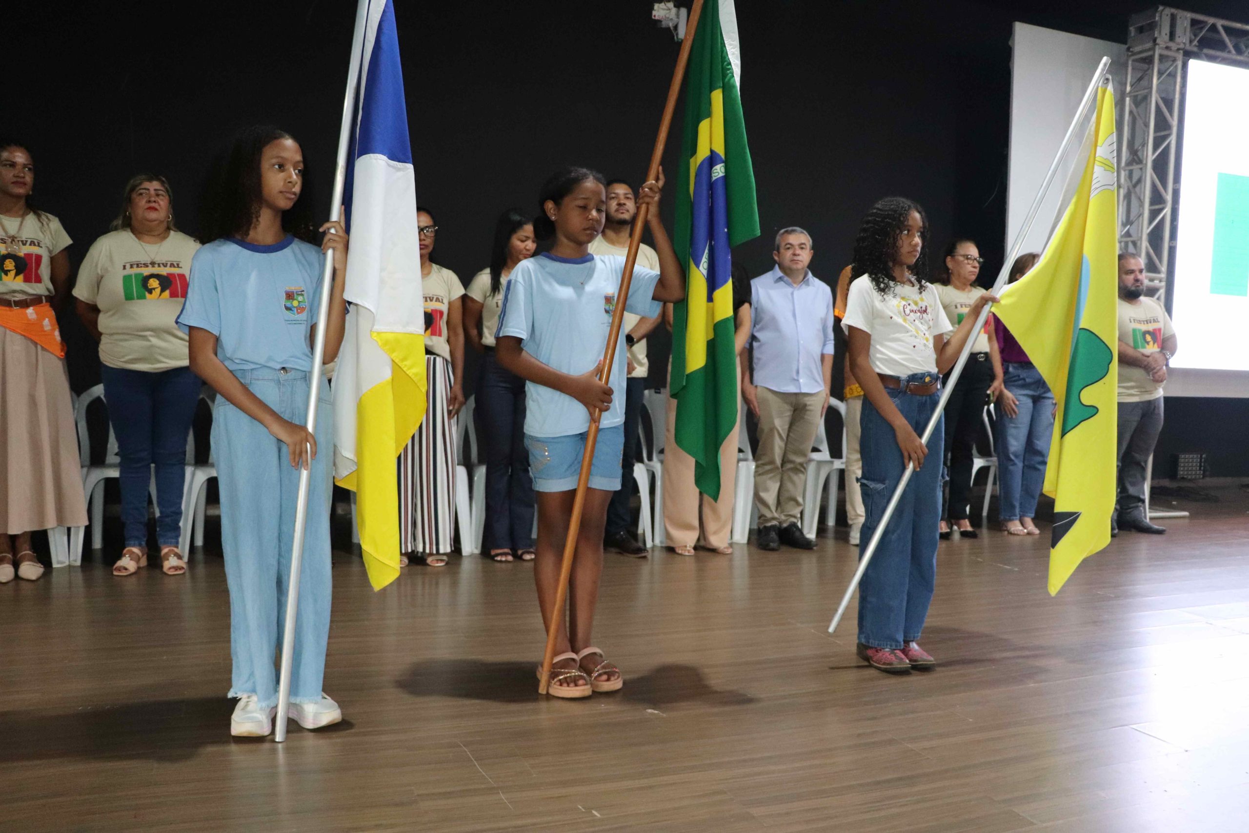 Porto Nacional adota pol&iacute;tica federal e refor&ccedil;a combate ao racismo nas escolas