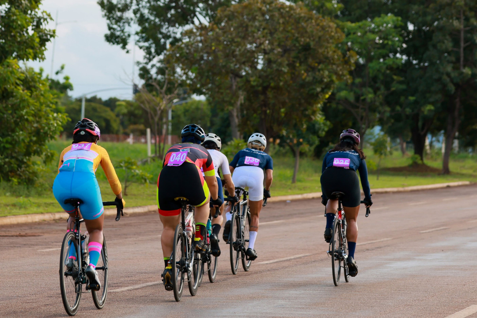 Prefeitura de Palmas cria &aacute;rea exclusiva para ciclismo na Avenida NS-15