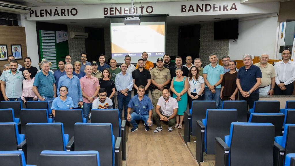 Projeto de requalifica&ccedil;&atilde;o das avenidas Bernardo Say&atilde;o e Castelo Branco &eacute; debatido em Para&iacute;so (TO)