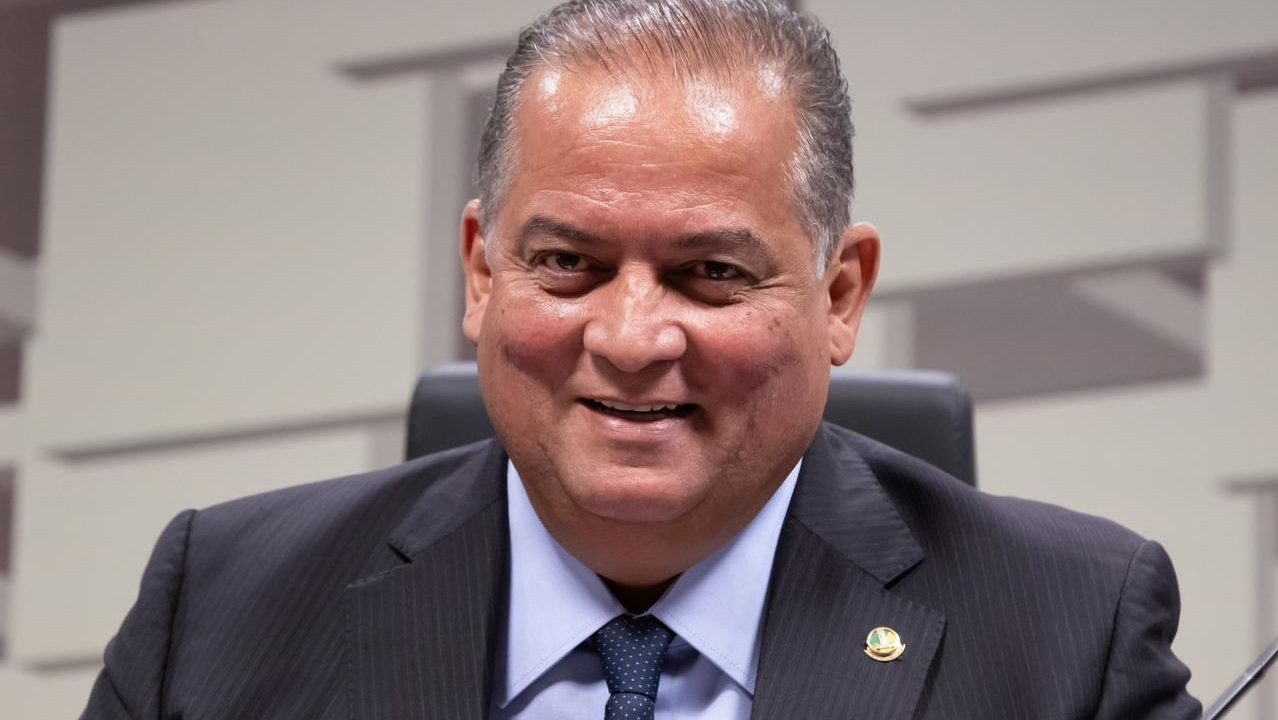 Eduardo Gomes cobra DNIT e pede balsas ap&oacute;s interdi&ccedil;&atilde;o da Ponte Transaraguaia