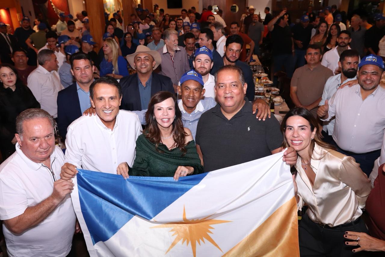Senador Eduardo Gomes re&uacute;ne vereadores e prefeitos do Tocantins em Bras&iacute;lia e refor&ccedil;a articula&ccedil;&atilde;o municipalista durante Marcha Nacional