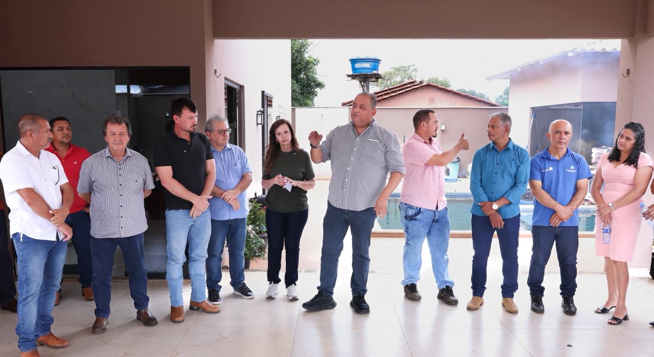 Articula&ccedil;&atilde;o de Eduardo Gomes re&uacute;ne prefeito, vereadores e amplia base pol&iacute;tica no interior em Campos Lindos