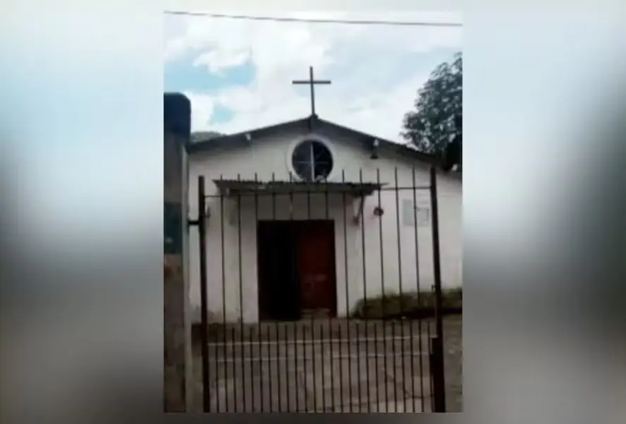 Traficantes invadem igreja, transformam local em boca de fumo e s&atilde;o presos no RJ