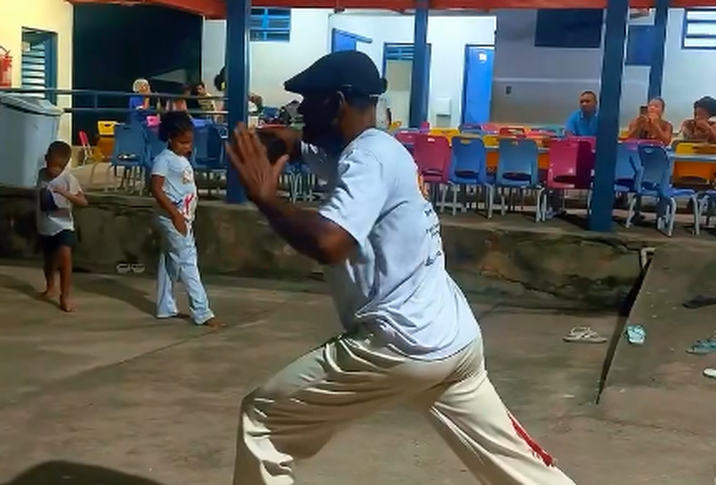 Veja como projeto com capoeira em Arraias transforma a rotina de crian&ccedil;as