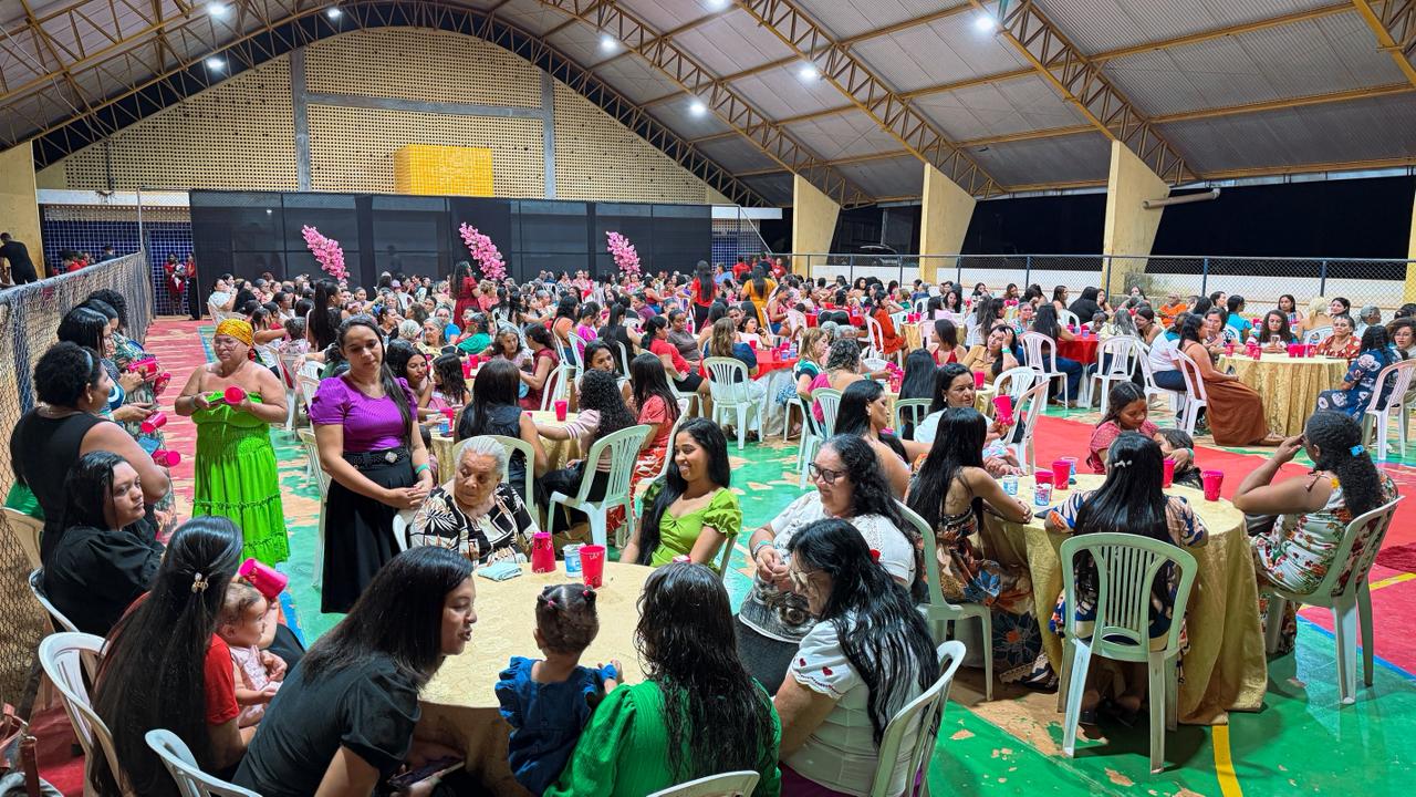 Araguacema realiza comemora&ccedil;&atilde;o do Dia das M&atilde;es no P.A Tarum&atilde;