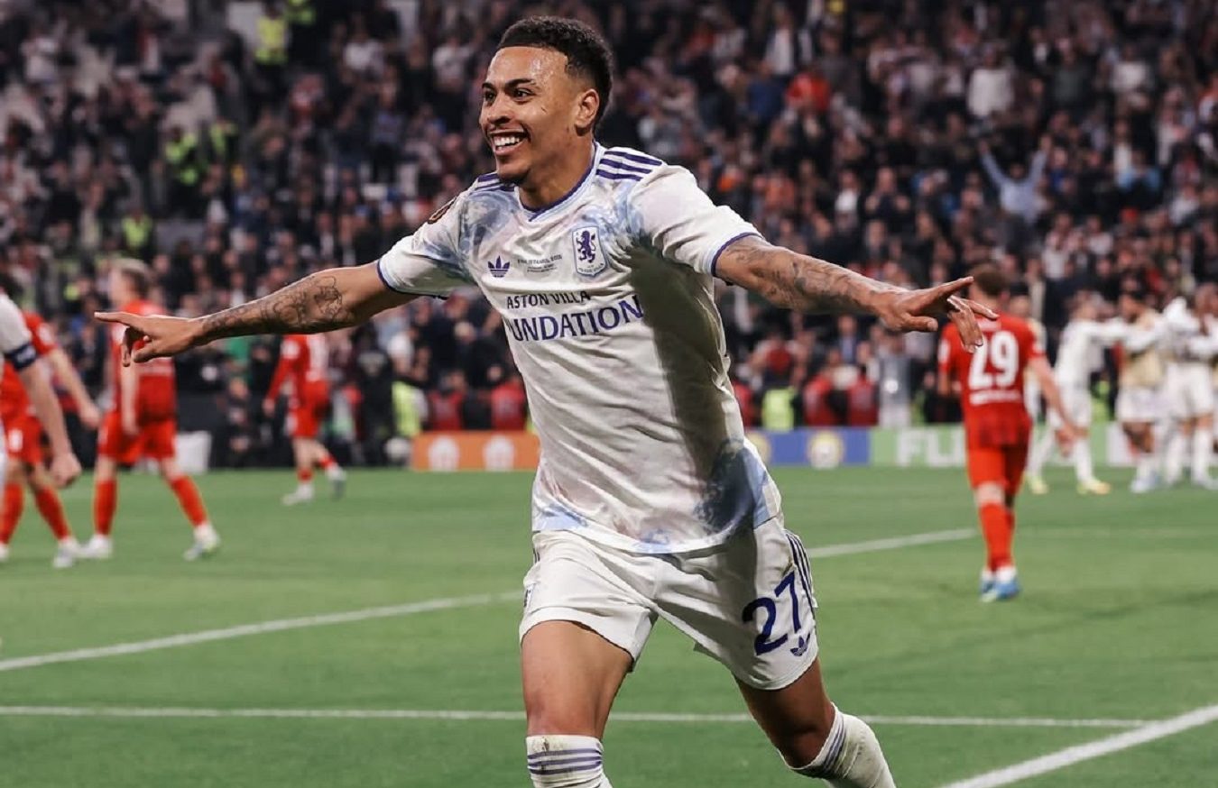 Aston Villa domina Freiburg e conquista t&iacute;tulo hist&oacute;rico da Europa League