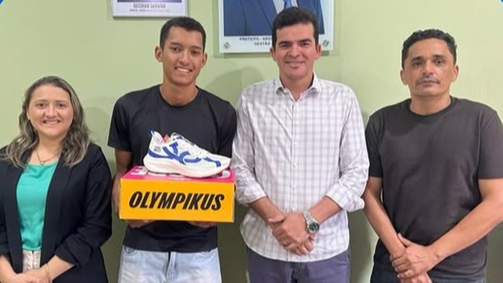Atleta campe&atilde;o recebe homenagem e incentivo em Dois Irm&atilde;os