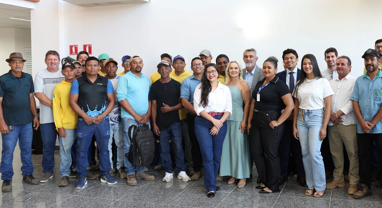 Caf&eacute; da manh&atilde; com trabalhadores marca conclus&atilde;o da obra de expans&atilde;o da Aleto