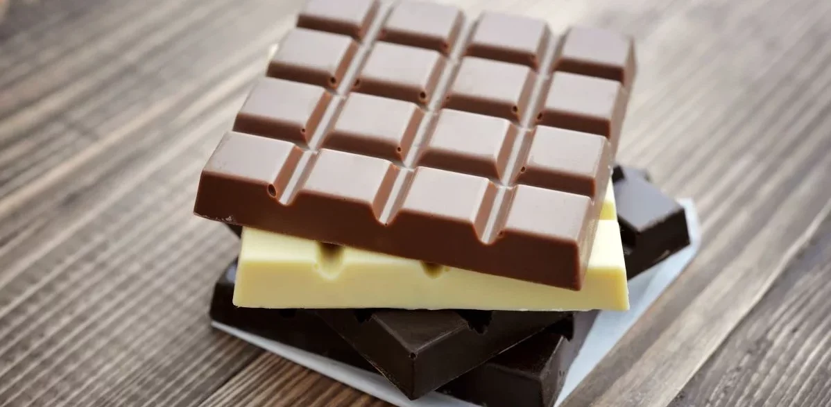 Sua barra favorita pode mudar de nome: nova lei define o que &eacute; chocolate de verdade no Brasil