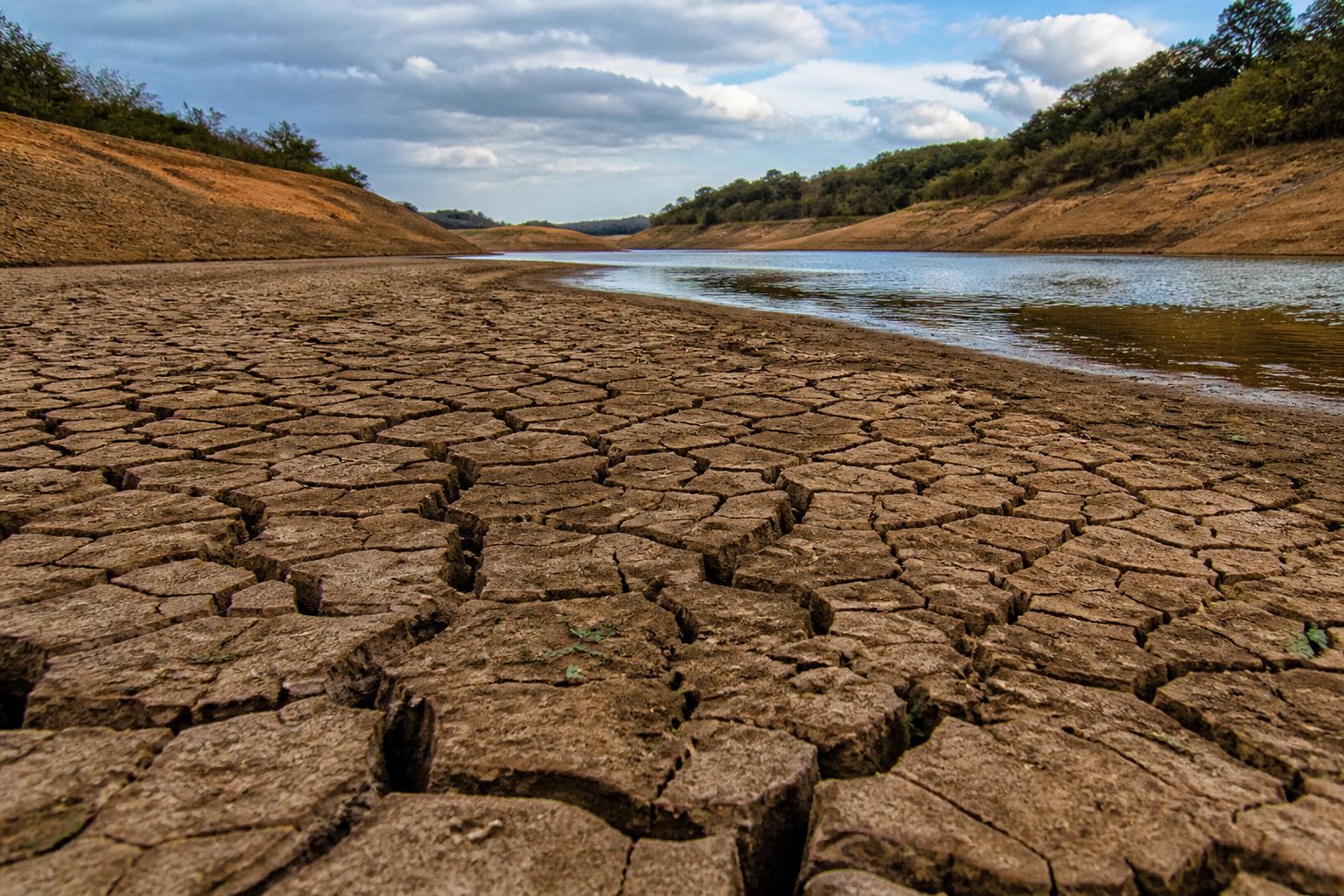Fal&ecirc;ncia h&iacute;drica: Brasil enfrenta novo cen&aacute;rio global de crise da &aacute;gua