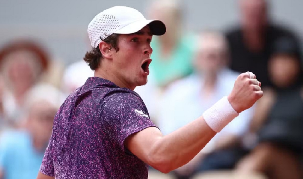 Jo&atilde;o Fonseca estreia em Wimbledon contra espanhol que disputa a &uacute;ltima temporada da carreira